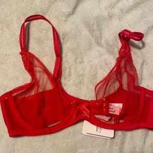 Casper Bra Red 36B NWT